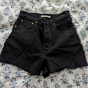 Levi's Black Ribcage Shorts